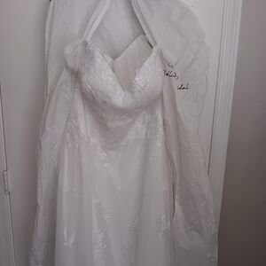 Brilliant Bridal White Garment Bag
